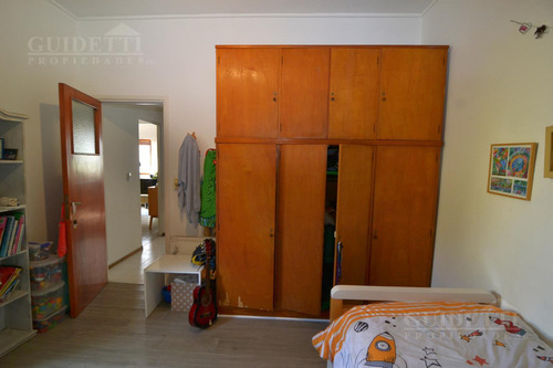 Departamento 3 Ambientes Con Terraza En Llavallol Al 4100