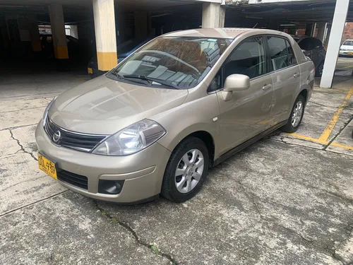 Nissan Tiida 1.8 Emotion 4 p