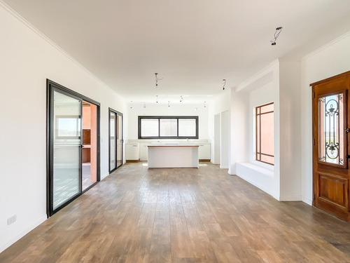 Imagen 10 de 30 de Muy Practica Casa 3 Dorm A Estrenar, Al Lago, En Venta, En San Sebastián, Pilar