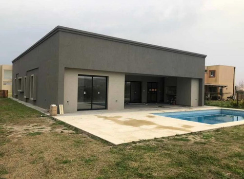 Imagen 3 de 8 de Casa - El Canton - Puerto