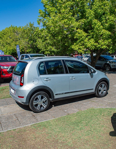 Imagen 12 de 19 de Volkswagen Cross Up 1.0