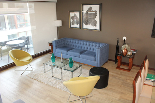 Triplex Con Amplios Espacios Y Modernas Comodidades