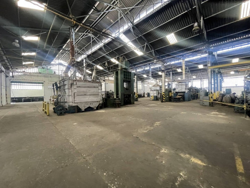 Imagen 13 de 24 de Johanna Castillo Vende 04145951217 Galpon En Zona Industrial