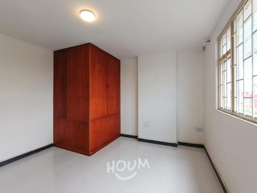 Apartamento En Venecia. 2 Habitaciones, 42 M², Id: 131830