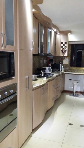 Imagen 9 de 14 de Se Vende Apartamento Totalmente Amoblado