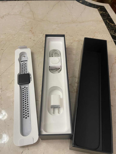 Apple Watch Serie 3 - 42 Mm