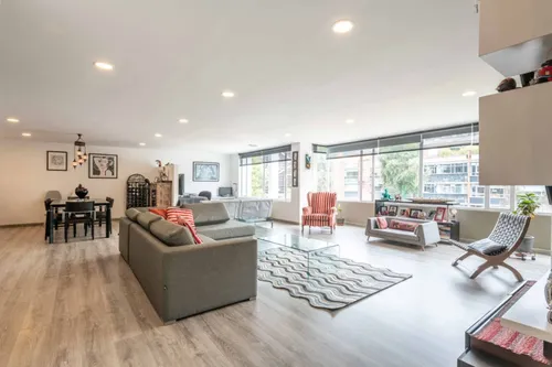 Apartamento En Venta En El Chicó. Cod V6490