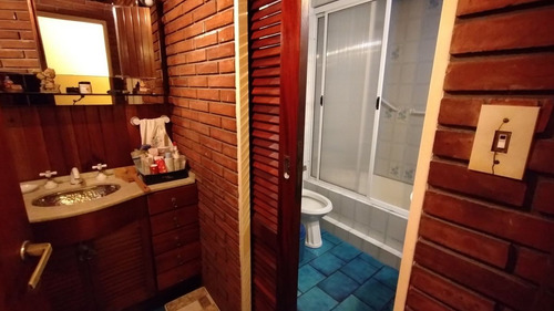 Casa 5 Amb En Venta En Villa Madero Con Pileta