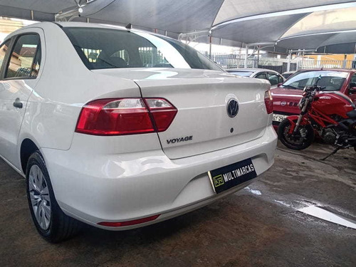 Imagem 6 de 13 de Volkswagen Voyage 1.6 Msi Flex 8v 4p 2019