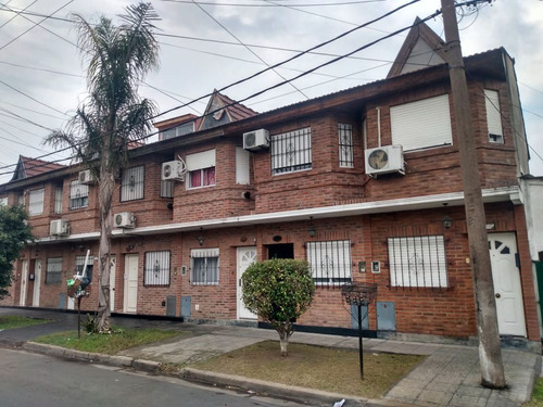 Duplex En Venta En Ramos Mejia Sur