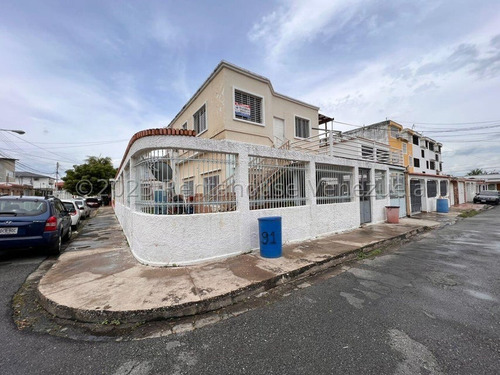 Casa En Venta, Urb. Bermudez, Maracay 24-28808 Wjo