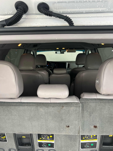 Toyota Sienna 3.5 Le V6 At