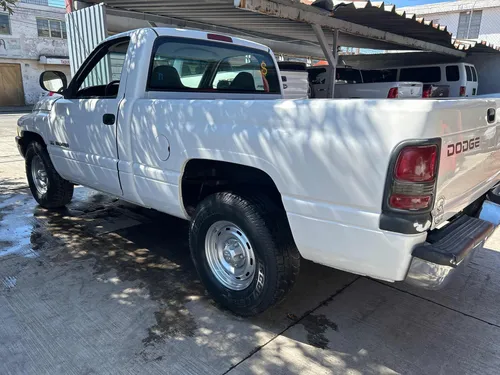 Dodge Ram 1500 Pickup Custom Mt