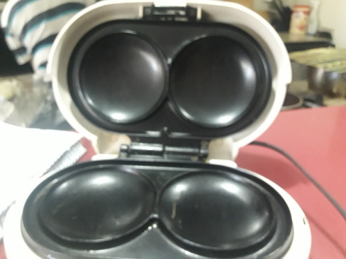Imagen 2 de 2 de Tostiarepa De Dos Arepas Grandes