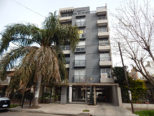 Venta En Bloque-3 Dptos 2 Amb+cochera,moron Centro