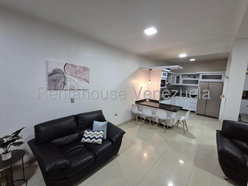 Marianny Gonzalez, Vende Townhouse En Urb Privado La Mata Cabudare