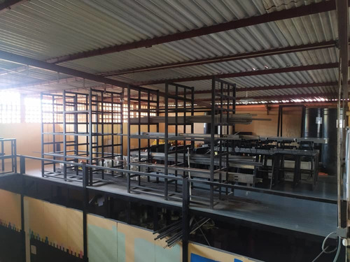 Imagen 9 de 14 de Galpón En Venta En El Centro De Valencia Jessica Martínez