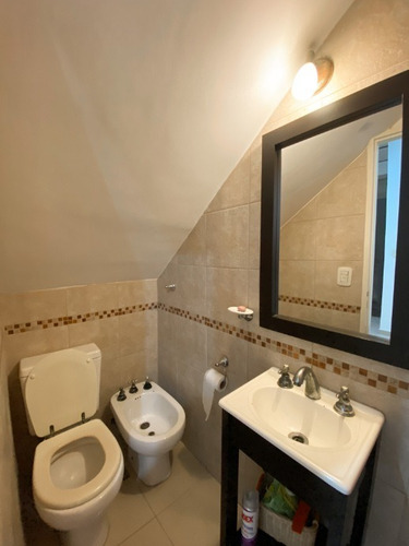 Imagen 4 de 14 de Departamento Tipo Casa En Venta En Lanus Oeste