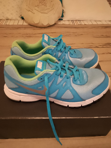 Zapatillas Nike Revolution 2 Originales. (Usado)
