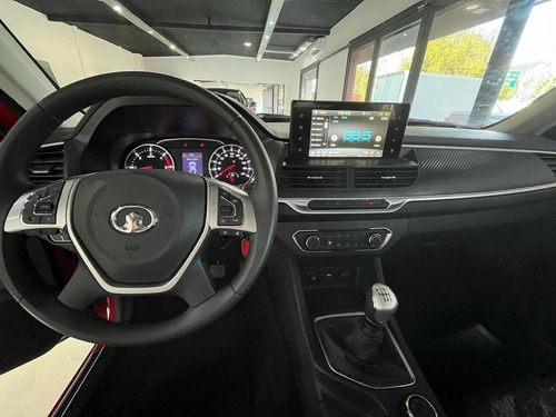 Imagen 12 de 20 de Fiat Toro 2023 2.0 Volcano 4x4 At Pack Premium