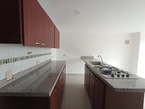 Arriendo Apartaestudio En La Castellana