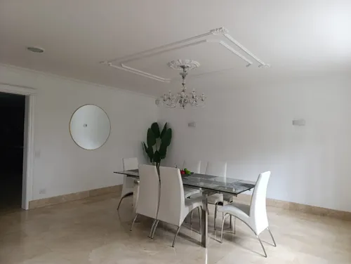 Casa En Arriendo, El Poblado