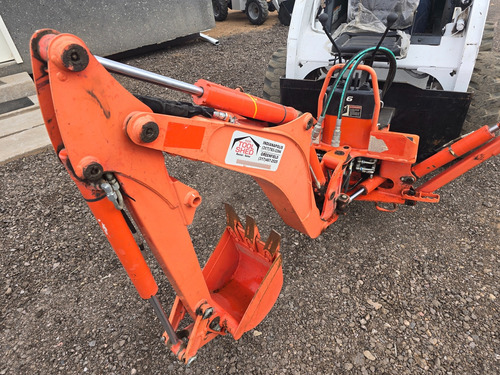 Brazo Excavador Para Minicargador Casi Cualquier Modelo Y Ma