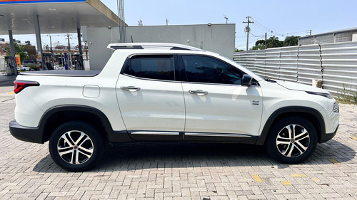 Fiat Toro 2.0 Volcano 4x4 Aut. 4p