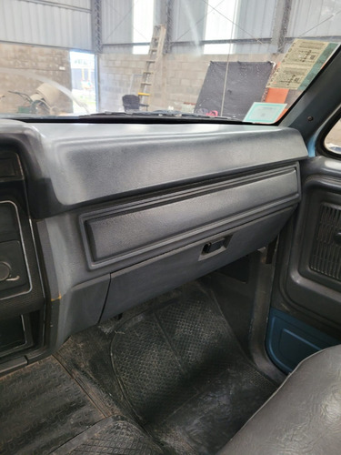Ford F-100 3.9 Lujo D