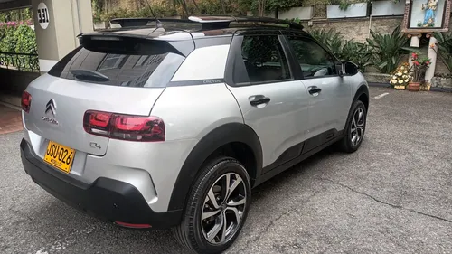 Citroën C4 Cactus 1.6 Shine Turbo Aut