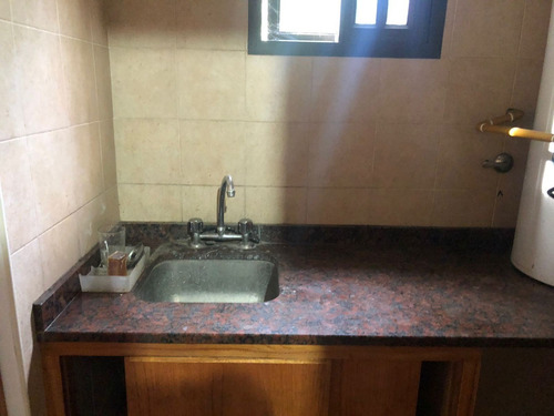 Hermosa Casa Con Pileta En Plátanos