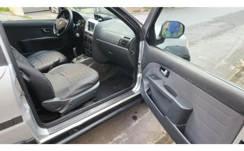 Fiat Strada 1.8 MPI ADVENTURE CD 16V FLEX 2P AUTOMATIZADO