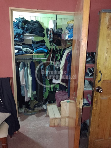 Casa En Venta De 4d En Terreno De 1.038 M2 En Requínoa
