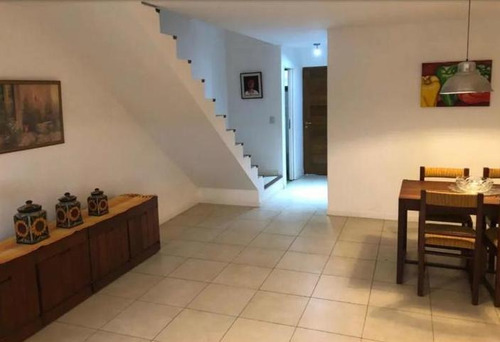 Imagen 5 de 13 de Casa - Canning (e. Echeverria)