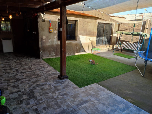 Oportunidad Casa Grande En Venta 4d 1b Cerca Muni Colina