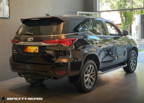 Toyota Hilux Sw4 2.8 Srx 177cv 4x4 7as At