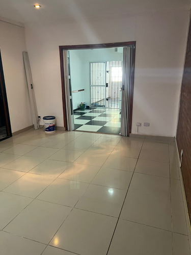 Imagen 15 de 20 de Casa En Alquiler Dueño Directo Villa Tesei