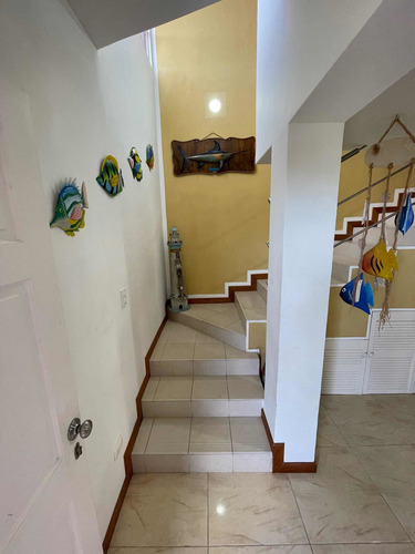 Imagen 3 de 14 de Town House En Pueblo Viejo 2, Puerto Encantado, Higue,3h/3b