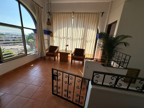 Oportunidad Casa En Centro De Cuernavaca, Entrada Por 2 Importantes Calles