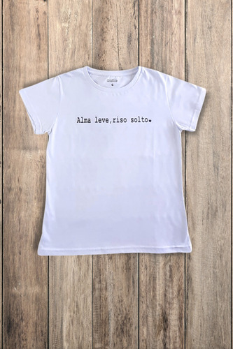 Imagem 2 de 6 de Tshirt Estampada Blusas Femininas Baratas Alma Leve