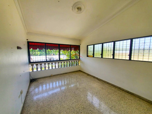 Imagen 6 de 8 de Venta De Casa