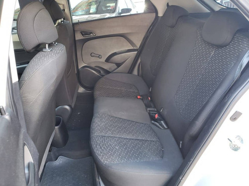 Imagem 12 de 15 de Hyundai Hb20 1.0 Comfort 12v Flex 4p Manual