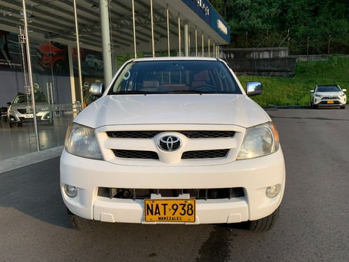 Toyota Hilux 2.7 Gasolina 4x4