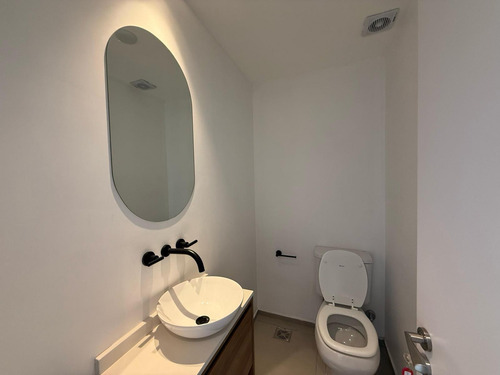 Venta Departamento De 120m² · 4 Ambientes 1 Cochera Amenities Barrio Lourdes, Distrito Centro