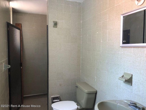 Imagen 8 de 14 de Calesa Casa En Esquina En Renta Ideal Para Oficinas O Consultorios! Qh