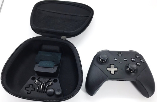 Imagen 3 de 4 de Control Inalámbrico Microsoft Xbox Elite Series2 Color Negro