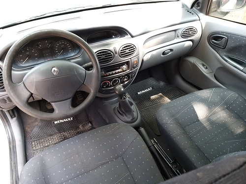 Renault Mégane Authentique Plus 1.6 Nafta 5ptas -permuto