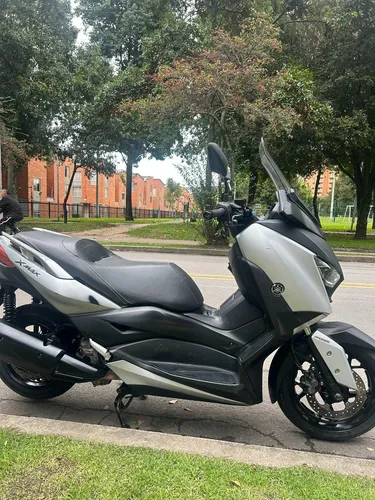 Yamaha X-max300