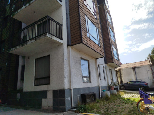Venta De Departamento En Tercer Piso, Edif. Don Benedicto