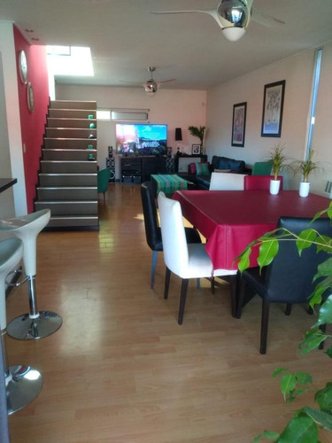 ¡¡¡hermosa Casa De Diseño De 2 Plantas En Casilda!!!